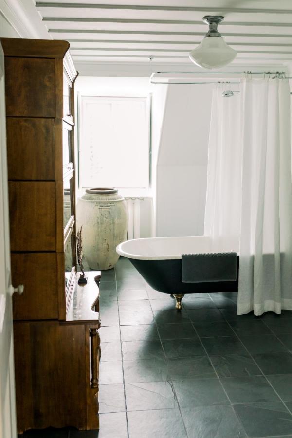Le Vieux Presbytère Saint-Vallier Extérieur photo